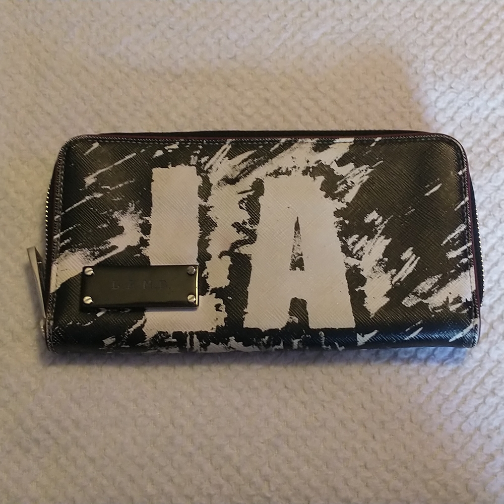 L.A.M.B. Wallet
